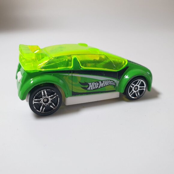 Super Gnat 2013 Hot Wheels Die Cast Mattel Collectable Car Model NO BOX Vintage - Picture 4 of 8